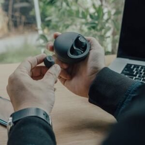 Wireless Noise Cancelling Earbuds